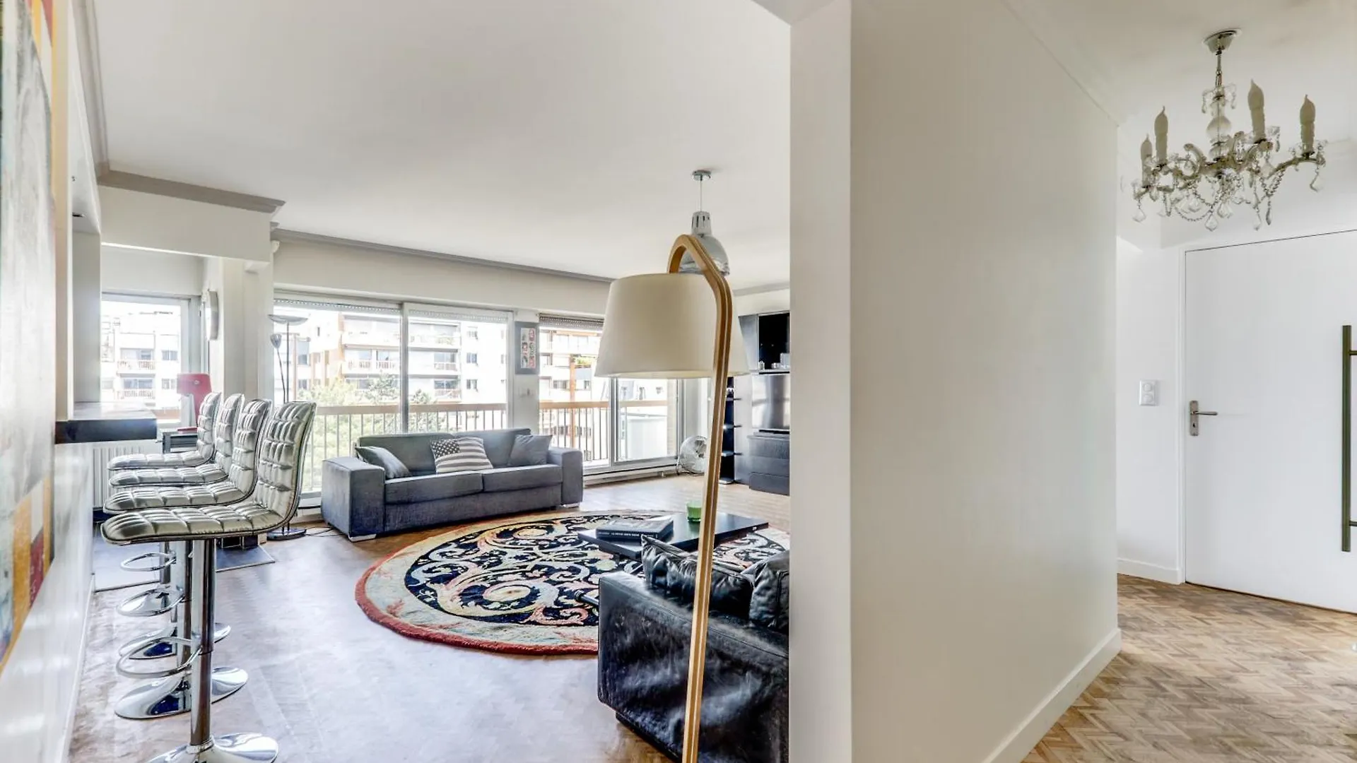 Avec Balcon Quartier Branche * Париж
